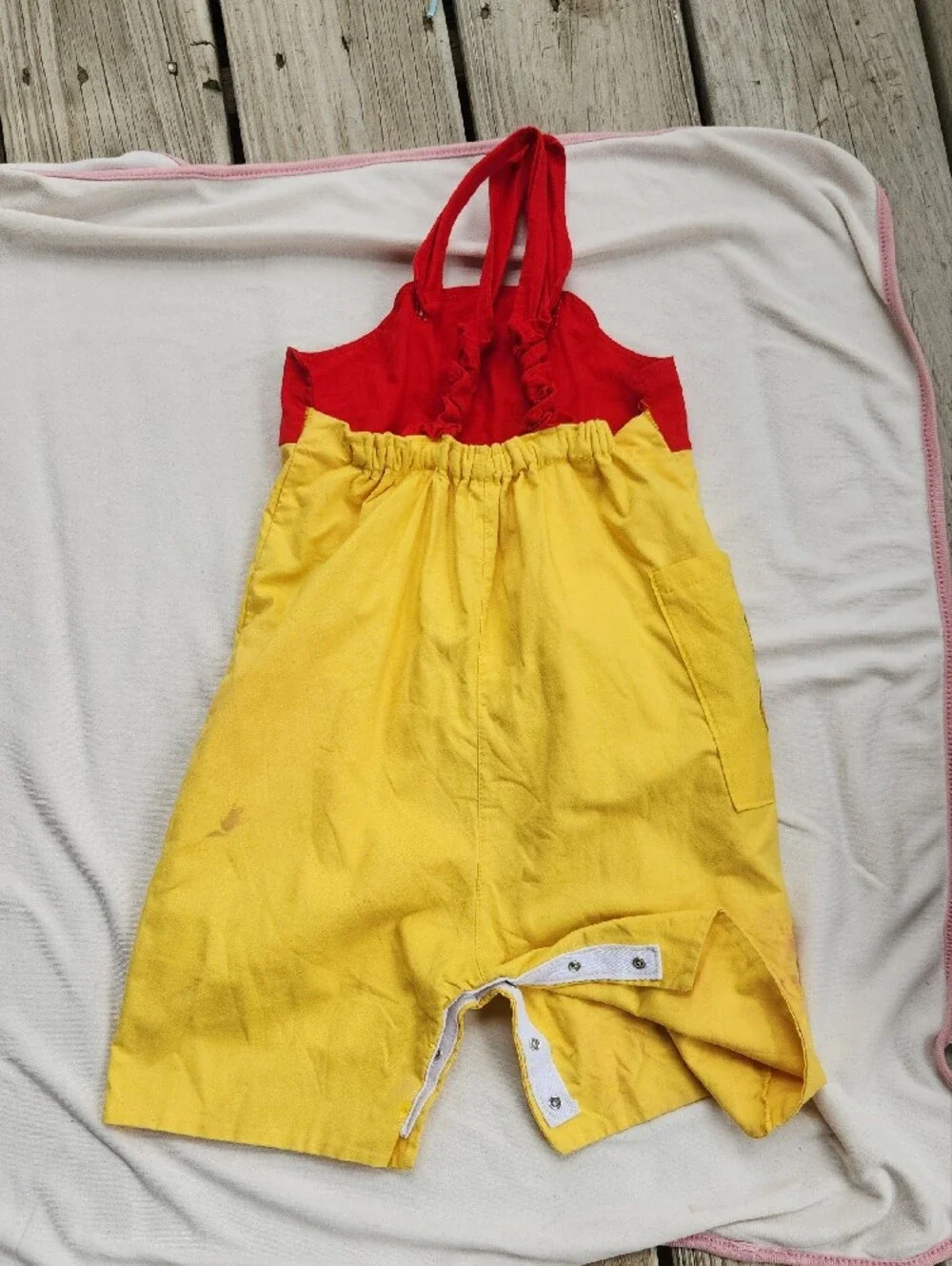 Winnie the Pooh Yellow & Red 2T/3T Costume - Halloween